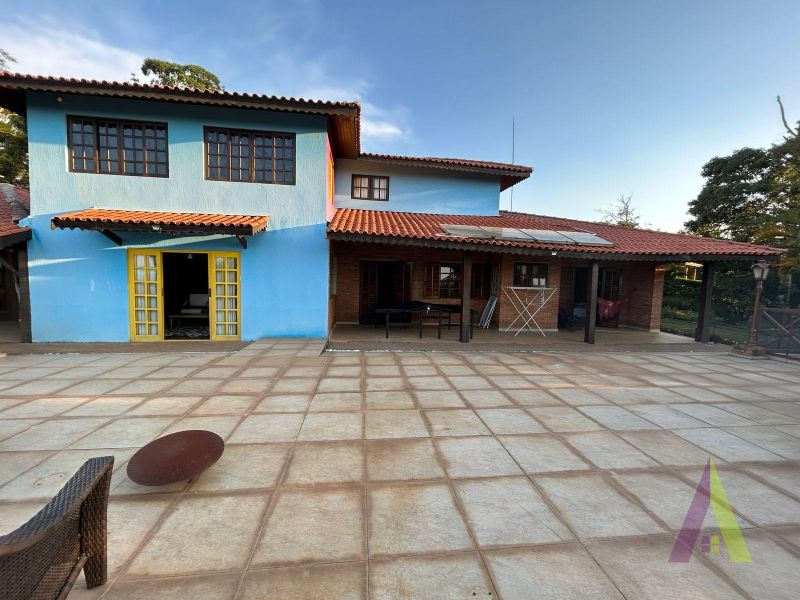 Chácara em Condomínio Fechado em São Roque!