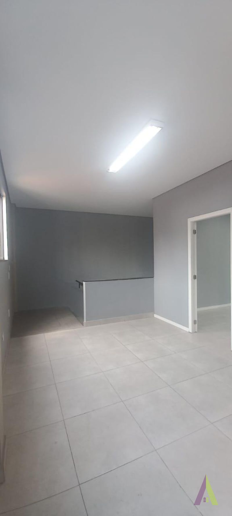 Salão Superior no Centro de São Roque!