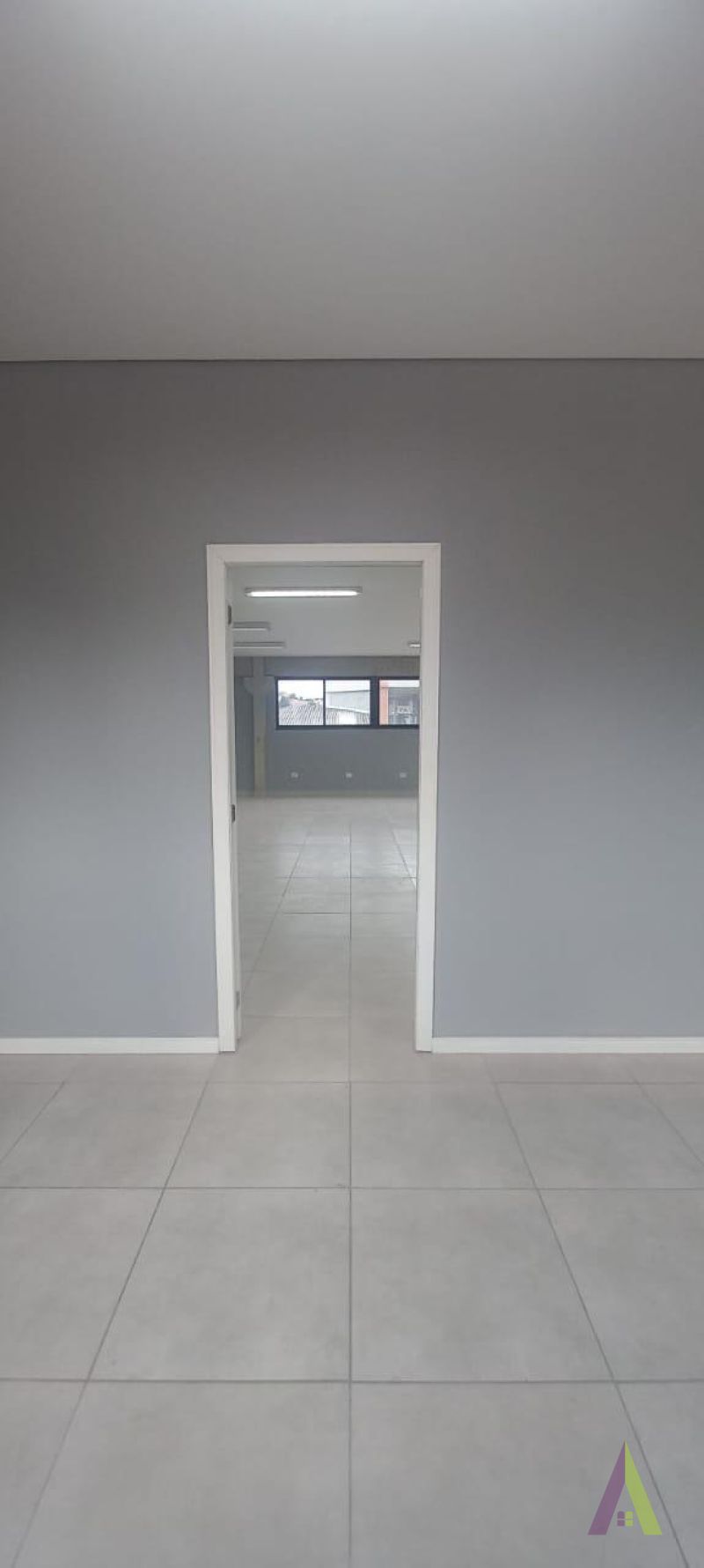 Salão Superior no Centro de São Roque!