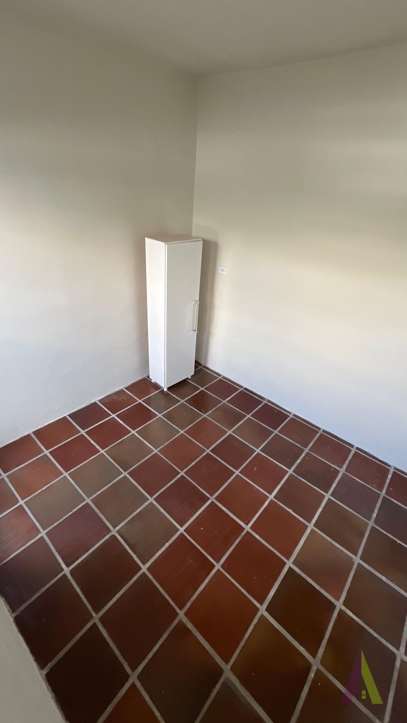 Sobrado no Centro de São Roque! 