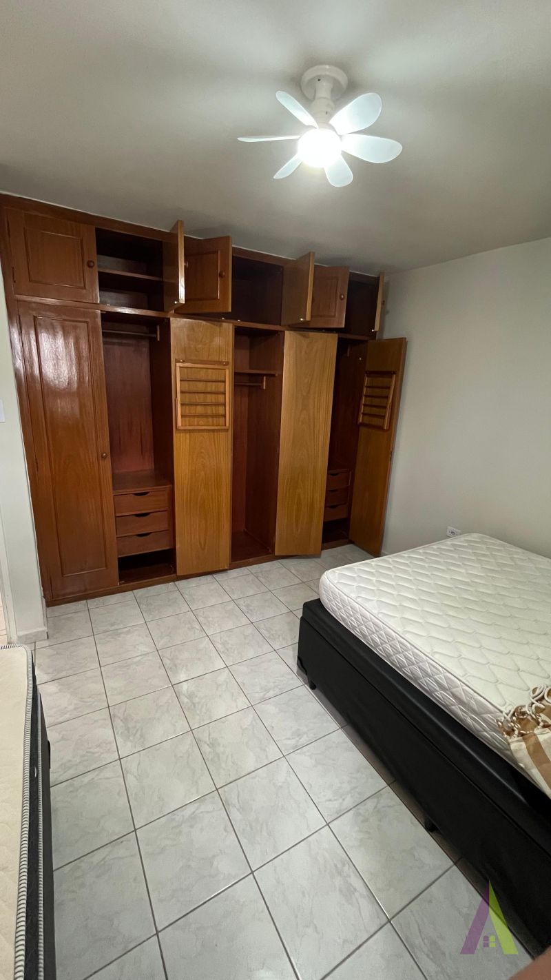 Sobrado no Centro de São Roque! 