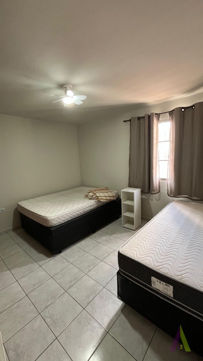 Sobrado no Centro de São Roque! 