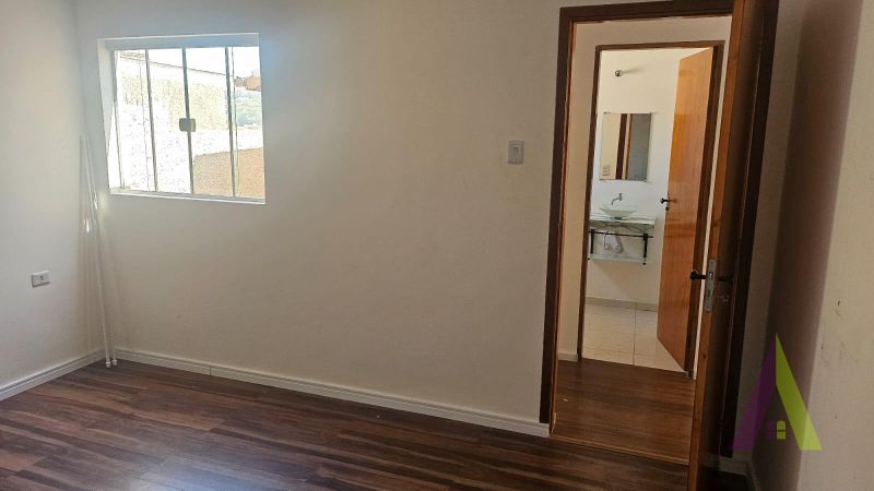 Casa em Bairro Tradicional em São Roque!