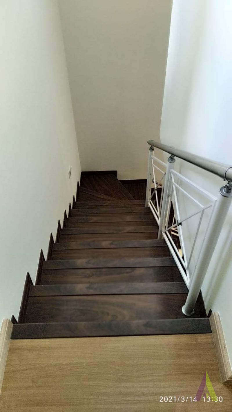 Sobrado em Condomínio Fechado de São Roque!