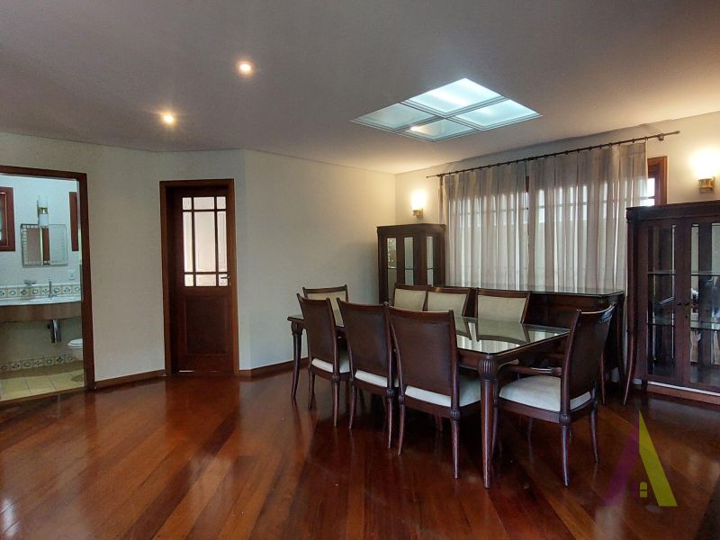 Casa Alto Padrão em Condomínio São Paulo II de Cotia!