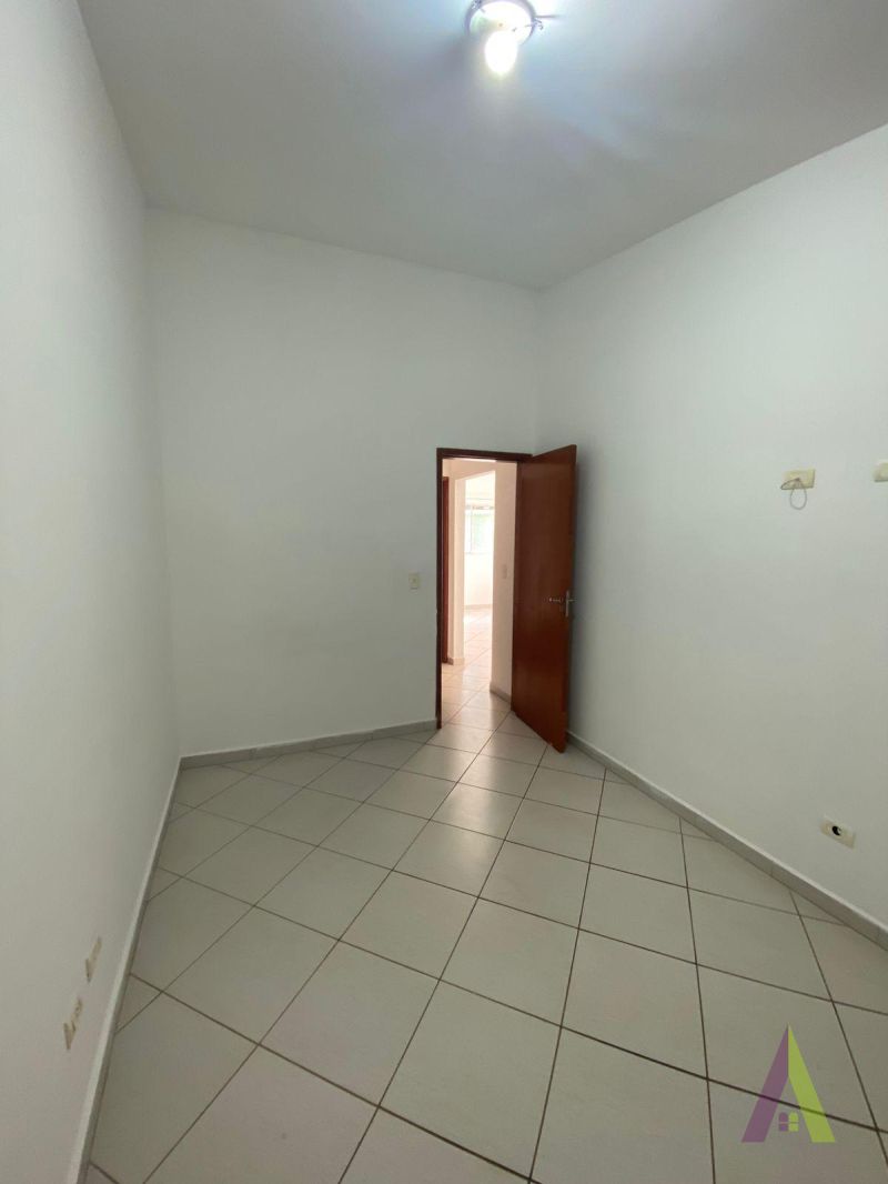 Apartamento em Bairro Tradicional em São Roque!