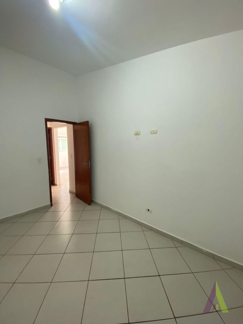 Apartamento em Bairro Tradicional em São Roque!