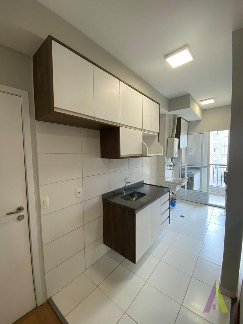 Apartamento em Condomínio Clube em São Roque! 