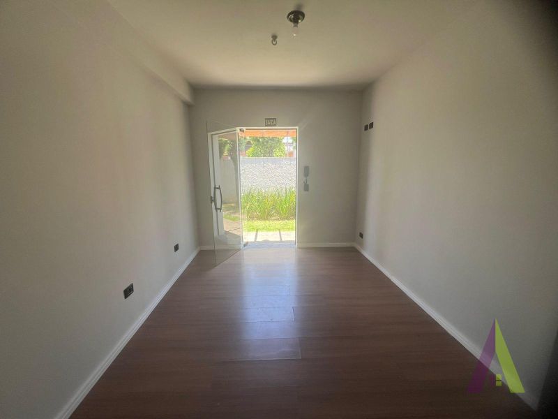 Sala Comercial em Bairro Tradicional em São Roque! 