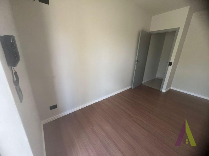 Sala Comercial em Bairro Tradicional em São Roque! 