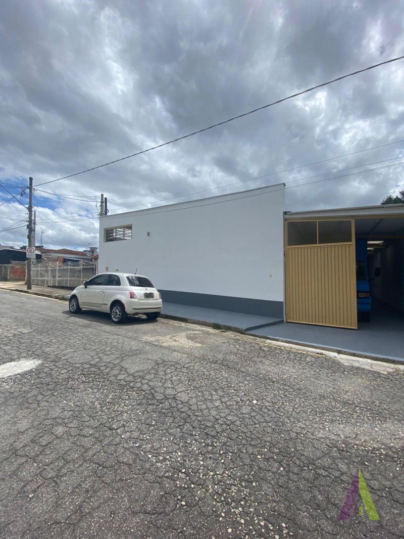Galpão Industrial em Ponto Estratégico de São Roque!