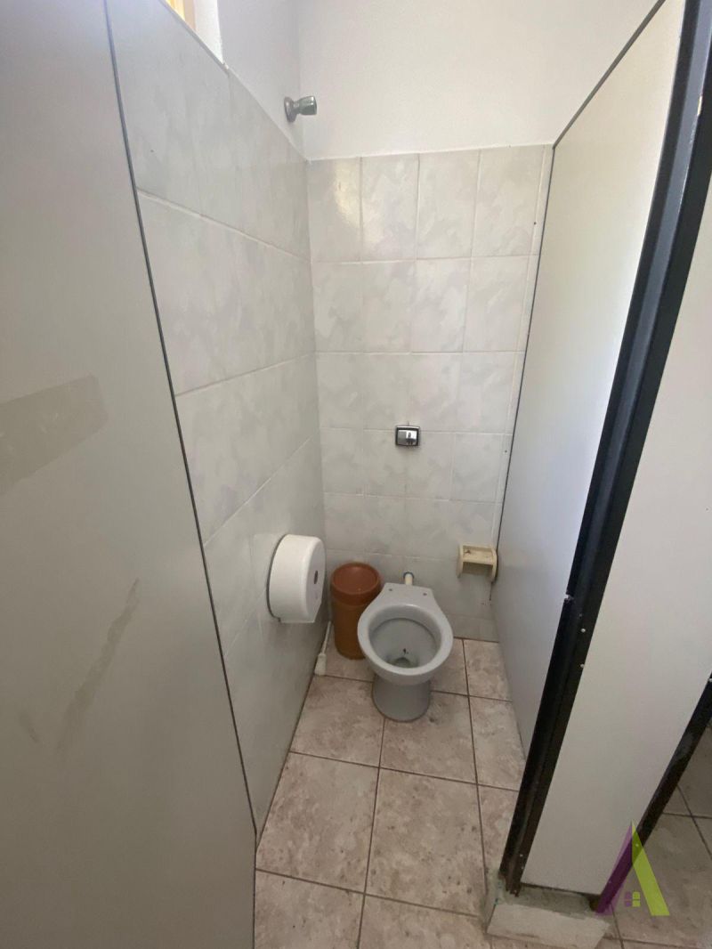 Galpão Industrial em Ponto Estratégico de São Roque!