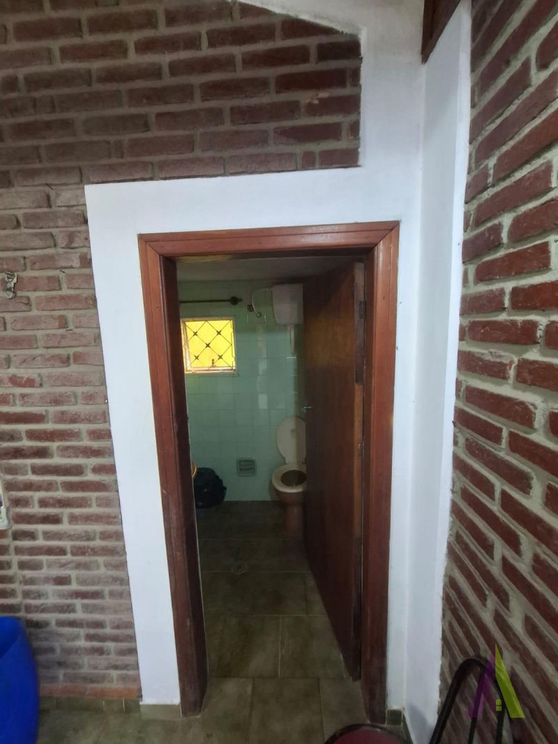 Chácara Rodeada de Muito Verde em São Roque!