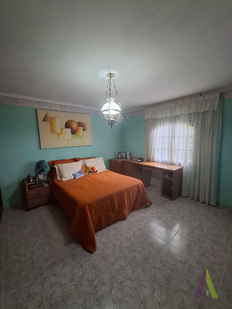 Chácara Rodeada de Muito Verde em São Roque!