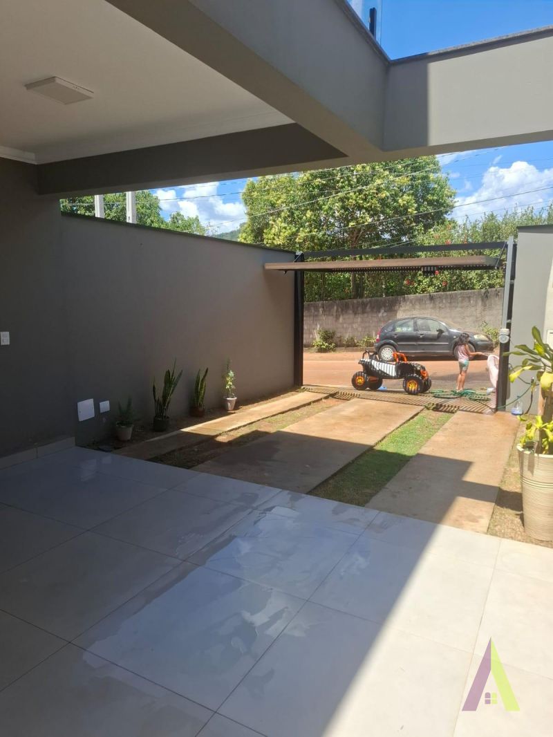 Sobrado em Bairro Tradicional em São Roque! 