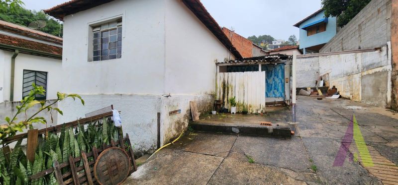 Casa Próximo ao Centro de São Roque!