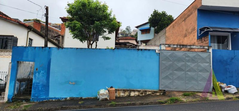 Casa Próximo ao Centro de São Roque!