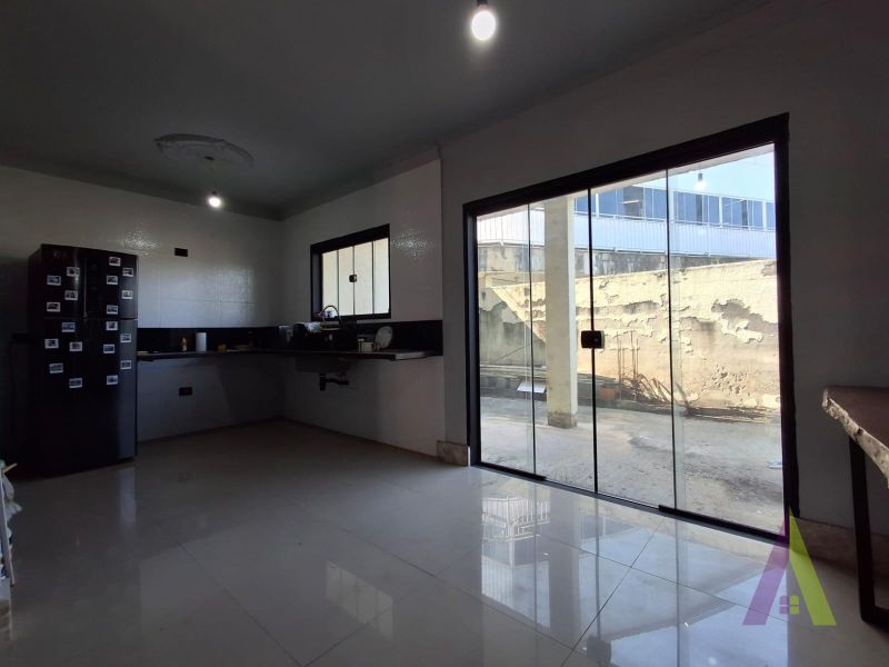 Casa em Condômino Fechado de São Roque!! 