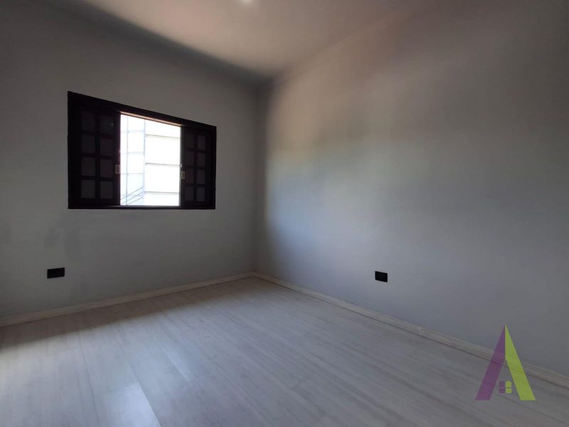 Casa em Condômino Fechado de São Roque!! 