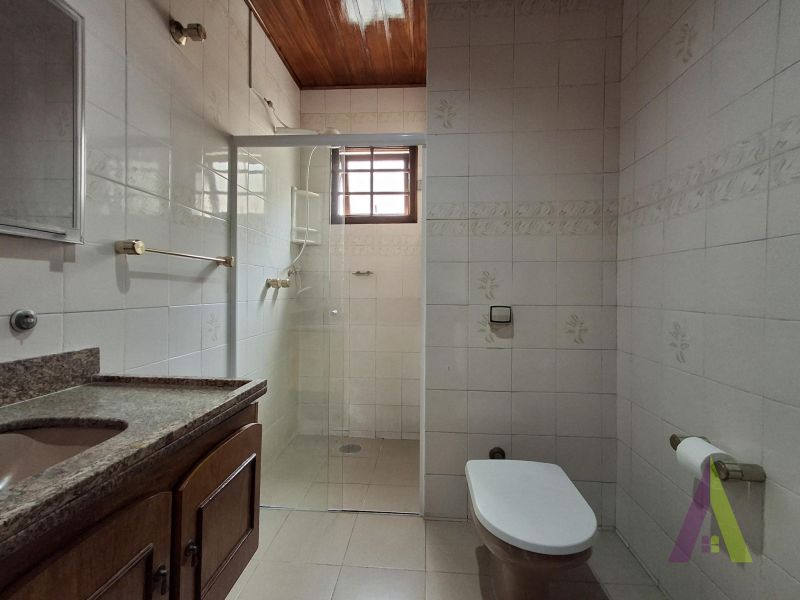 Casa em Condomínio Fechado de Alto Padrão em São Roque!