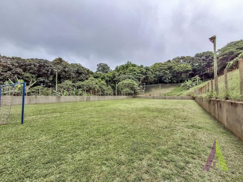 Casa em Condomínio Fechado de Alto Padrão em São Roque!