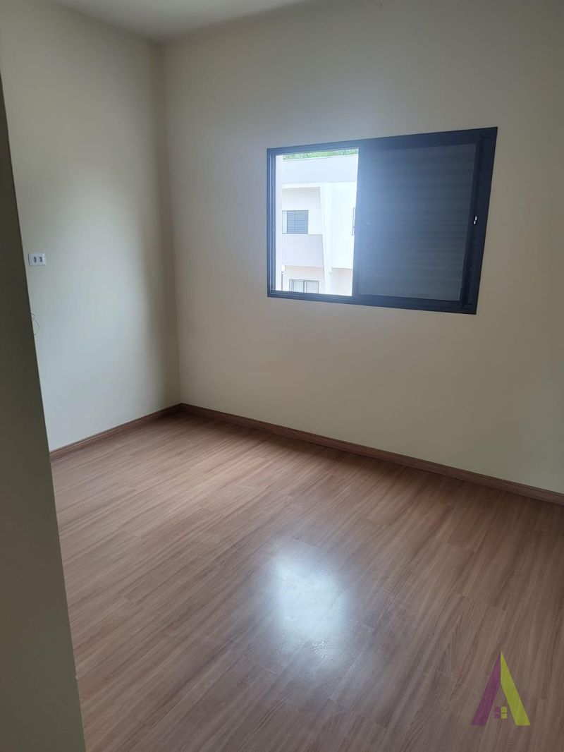 Casa em Condomínio Fechado de São Roque!