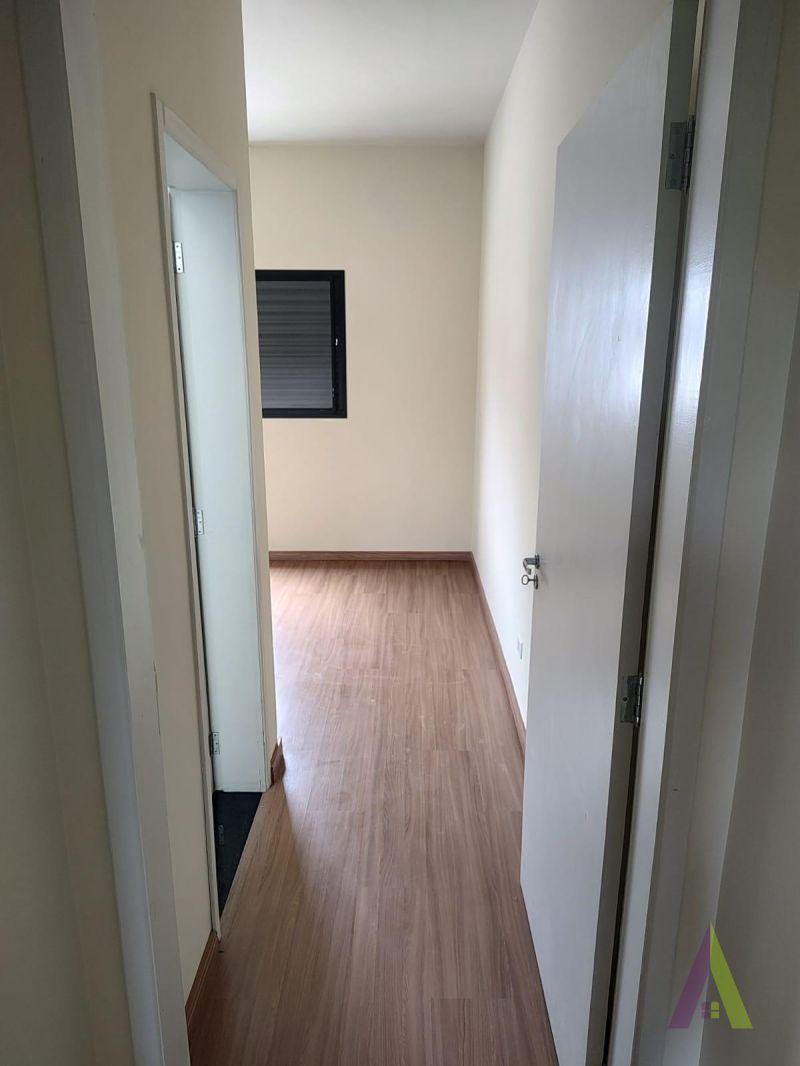 Casa em Condomínio Fechado de São Roque!