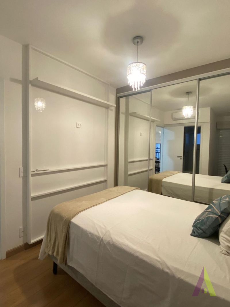 Apartamento mobiliado no Campolim!