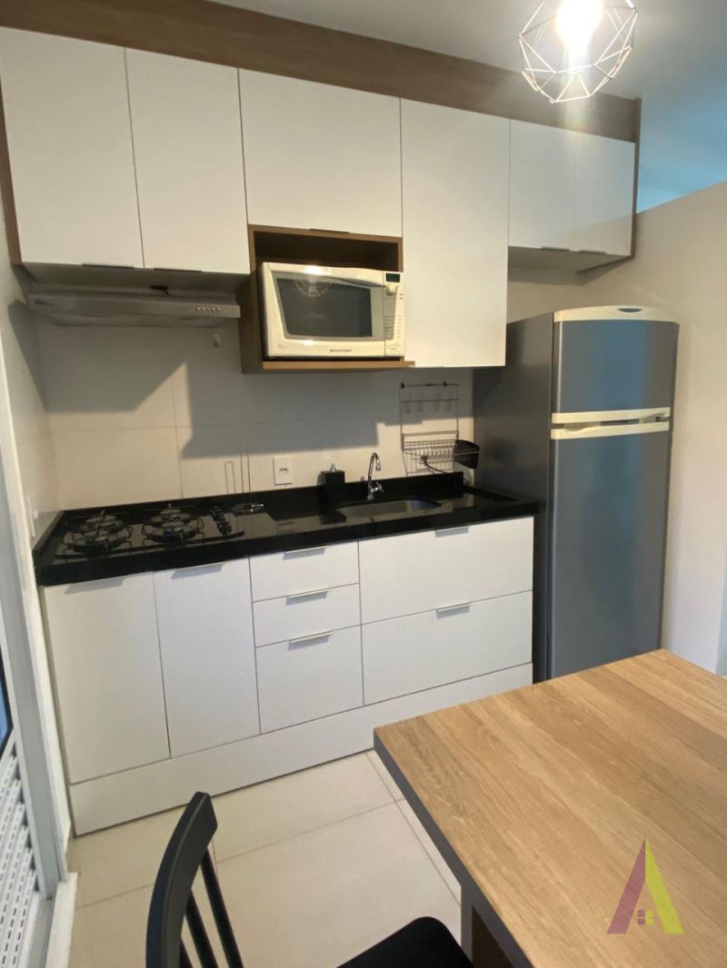 Apartamento mobiliado no Campolim!