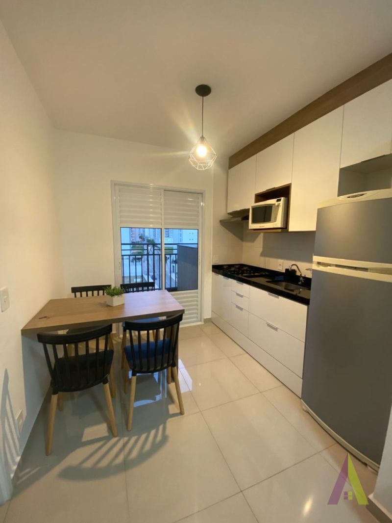 Apartamento mobiliado no Campolim!