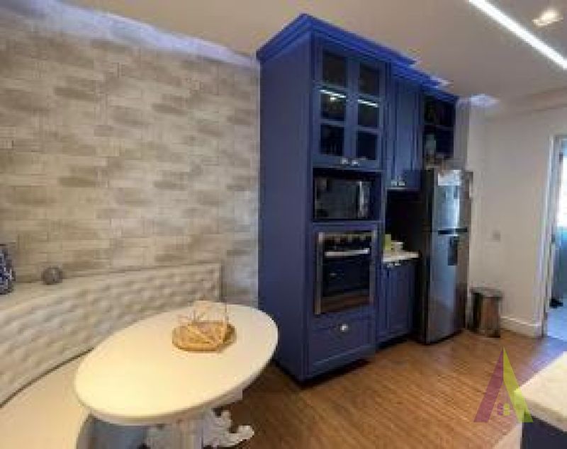 Apartamento Decorado em Condomínio de São Roque!