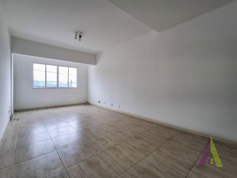 Sobrado em Bairro Tradicional de São Roque!