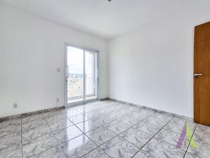 Sobrado em Bairro Tradicional de São Roque!