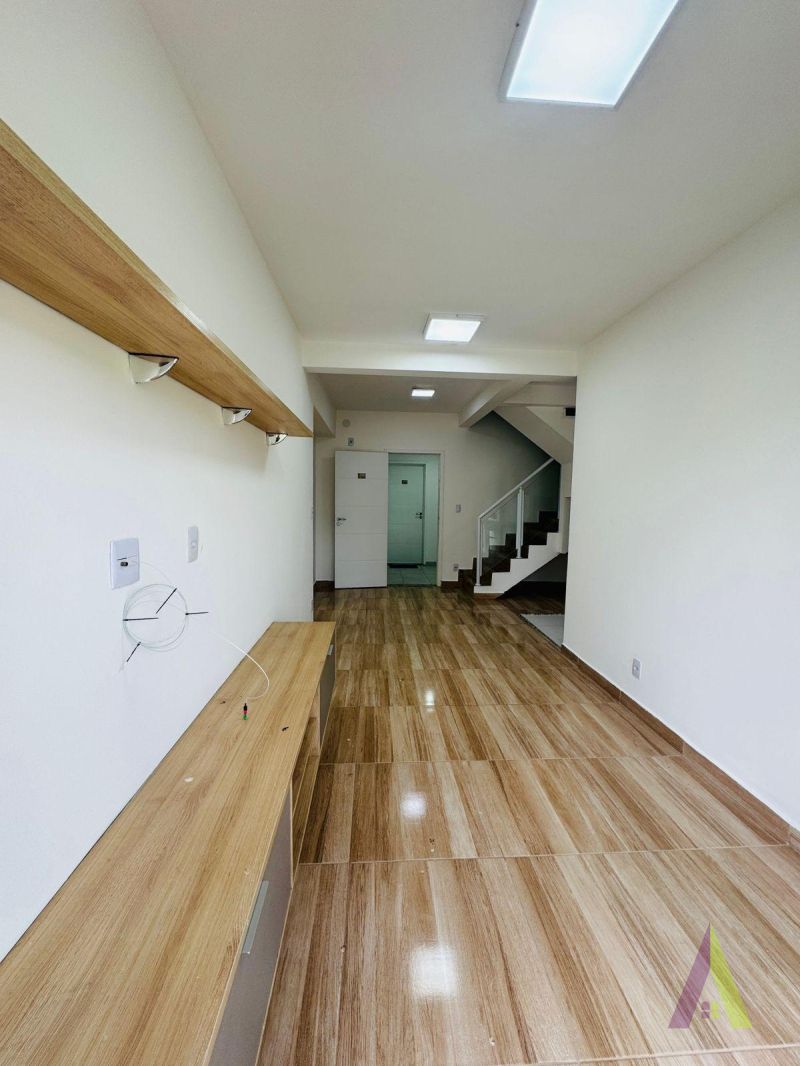 Apartamento Duplex em Condomínio Resort de São Roque!