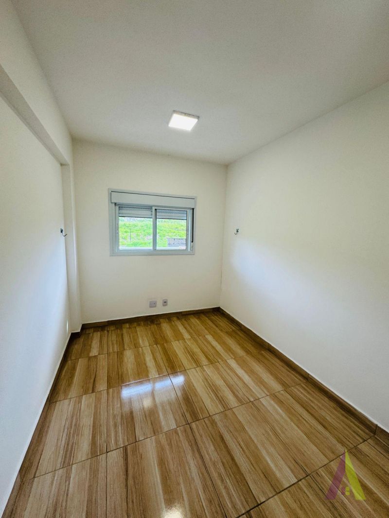 Apartamento Duplex em Condomínio Resort de São Roque!