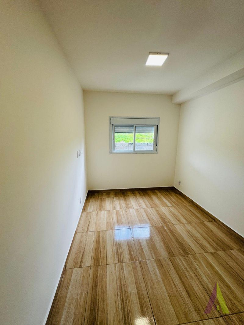 Apartamento Duplex em Condomínio Resort de São Roque!