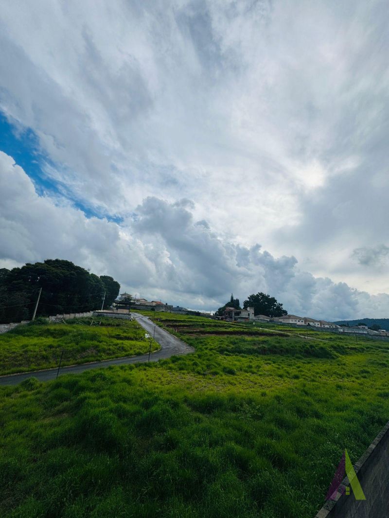 Apartamento Duplex em Condomínio Resort de São Roque!