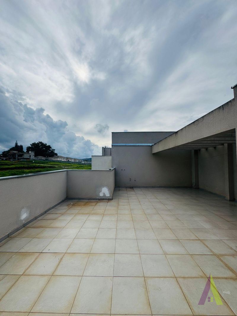 Apartamento Duplex em Condomínio Resort de São Roque!