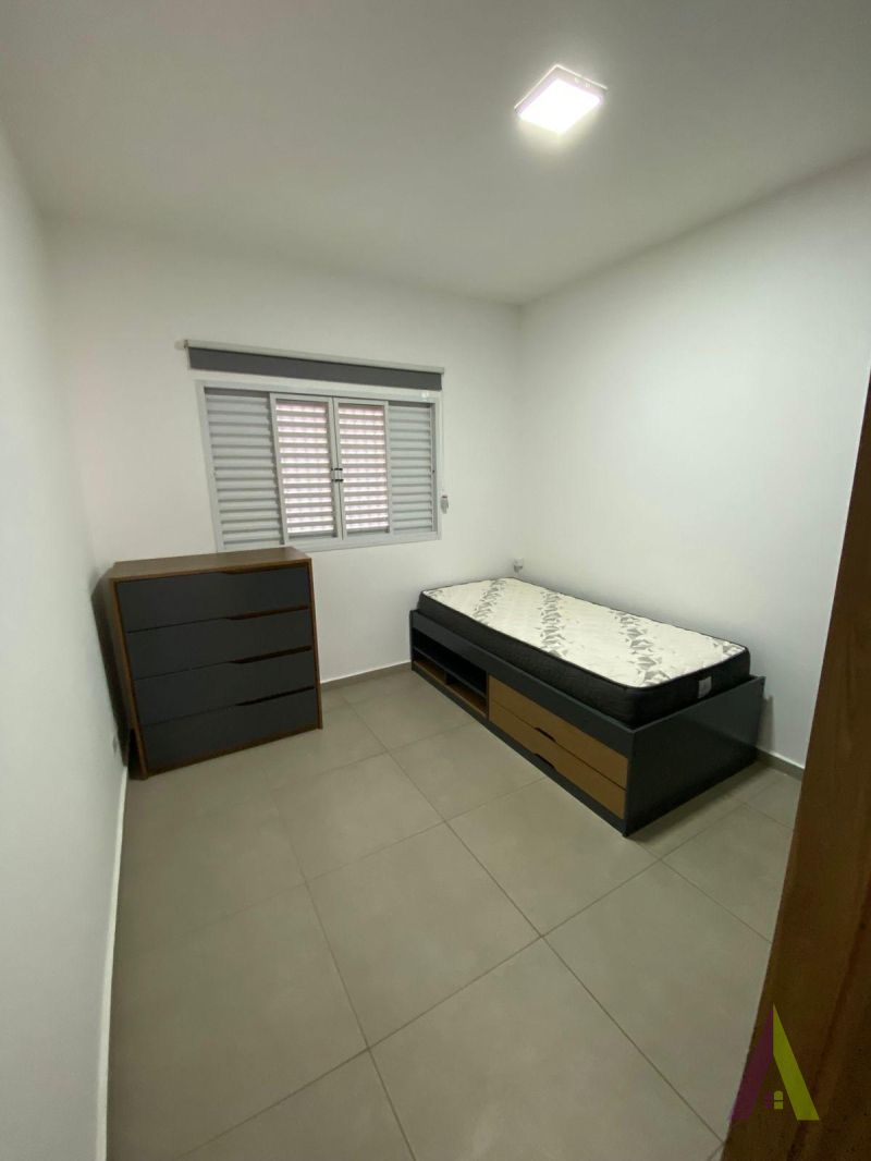 Casa Mobiliada em Condômino Fechado de São Roque!