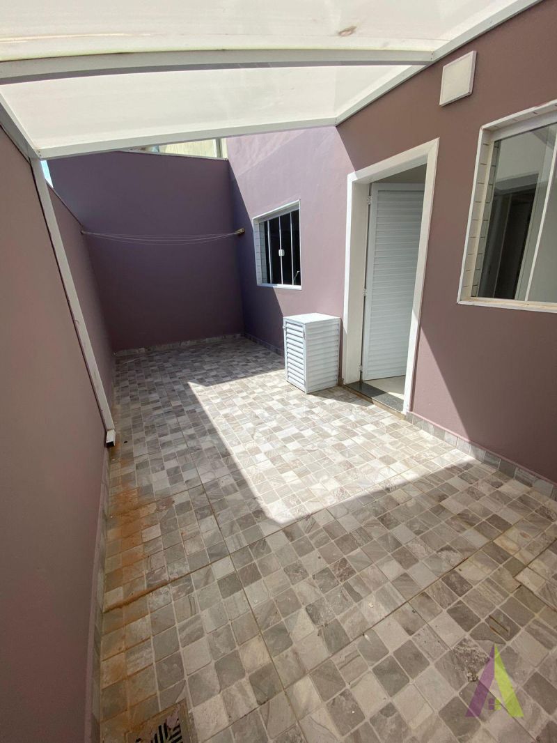 Casa Mobiliada em Condômino Fechado de São Roque!