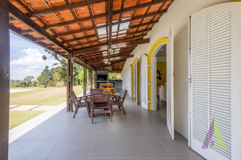 Sitio plano com linda vista em São Roque!