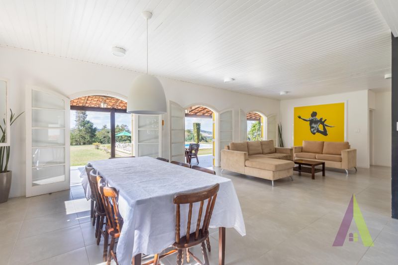 Sitio plano com linda vista em São Roque!