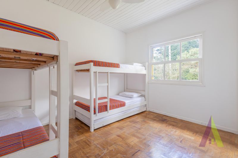 Sitio plano com linda vista em São Roque!