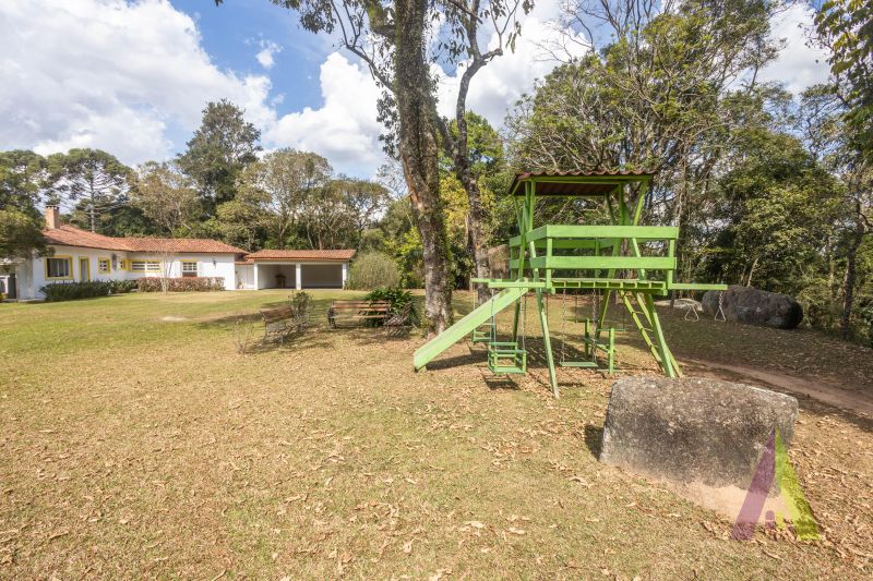 Sitio plano com linda vista em São Roque!