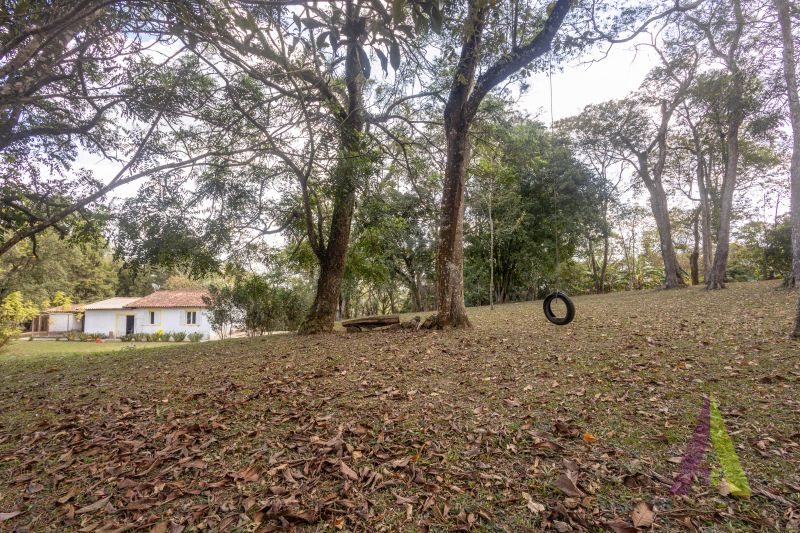 Sitio plano com linda vista em São Roque!