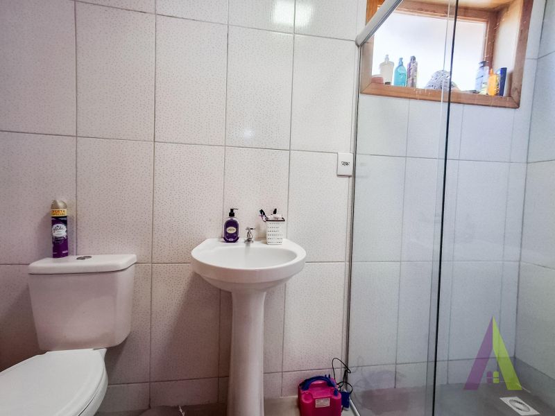 Sitio com lago, piscina aquecida e 3 casas próxímo da cidade de São Roque!