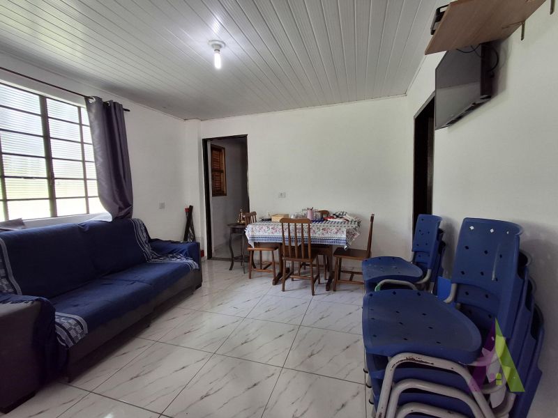 Sitio com lago, piscina aquecida e 3 casas próxímo da cidade de São Roque!