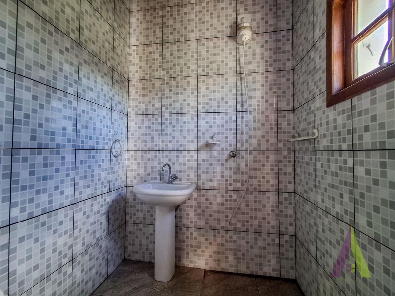 Sitio com fácil acesso e estrutura para criação de cavalos em São Roque!