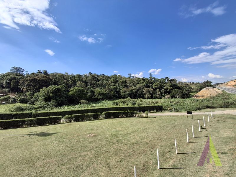 Excelente oportunidade para construir sua indústria / galpão comercial!