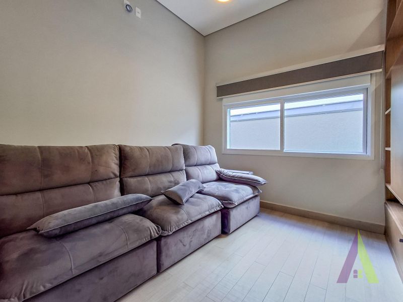 Casa térrea com moveis planejados no Alphaville Nova Esplanada 3!